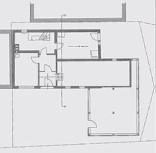 EG Grundriss des Rebbauernhauses mit angebautem Fischerschuppen (in etwa genordet)
Quelle: Petra Wichmann, in: Denkmalpflege in Ba.-Wü. Nachrichtenblatt, 2, 2005, S. 66 Abb. 16 / Rebbauern-Fischerhaus in 78479 Reichenau, Mittelzell