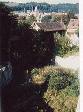 Der Schiedgraben oberhalb der Stadtmühle. Von Osten. / Stadtgraben bei der Stadtmühle in 74523 Schwäbisch Hall Der Schiedgraben oberhalb der Stadtmühle. Von Osten. / Stadtgraben bei der Stadtmühle in 74523 Schwäbisch Hall
