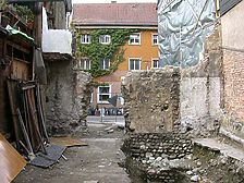 Übersicht von Süden / Stadtmauer und Wohnhaus in 78462 Konstanz Übersicht von Süden / Stadtmauer und Wohnhaus in 78462 Konstanz