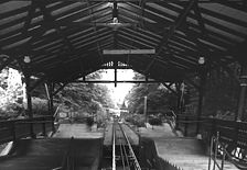 Bergbahn, Station Molkenkur, Einstiegshalle von 1906, Innenbereich, Blick nach Norden,
Urheber: Regierungspräsidium Karlsruhe, RPK, Ref. 26 / Bergbahn in Heidelberg, Altstadt