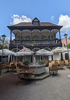Hofansicht der Loggia mit Blickrichtung Westen / "Loggia", hist. Brauhaus "Drei Kannen" in 89073 Ulm (17.05.2025 - Christin Aghegian-Rampf ) Hofansicht der Loggia mit Blickrichtung Westen / "Loggia", hist. Brauhaus "Drei Kannen" in 89073 Ulm (17.05.2025 - Christin Aghegian-Rampf )