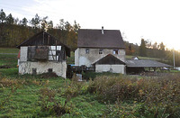 Gesamtansicht von Westen / Albmühle in 72393 Burladingen, Hörschwag (01.10.2014 - strebewerk) Gesamtansicht von Westen / Albmühle in 72393 Burladingen, Hörschwag (01.10.2014 - strebewerk)