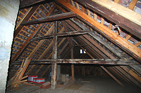 2.DG. Bauzeitlicher Querbund, verblattete Riegel. / Wohnhaus in 88682 Salem-Neufrach (05.06.2015) 2.DG. Bauzeitlicher Querbund, verblattete Riegel. / Wohnhaus in 88682 Salem-Neufrach (05.06.2015)