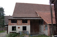 Die südlichste Partie des dritten Anbaus. / Scheune in 71549 Auenwald, Däfern (04.08.2010) Die südlichste Partie des dritten Anbaus. / Scheune in 71549 Auenwald, Däfern (04.08.2010)