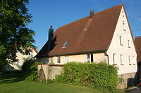 Ansicht Nordseite mit Kellerhals. / Ehem. Bauernhaus in 74632 Neuenstein (14.06.2010)