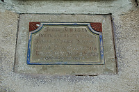 Südseite: Inschrifttafel über der Eingangsbereich. / Ehem. Bauernhaus in 74632 Neuenstein (14.06.2010)