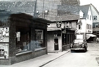Bereich Kirchstraße 12  ca. 1960 / Abgegangenes Wohnhaus mit Scheuer  in 74354 Besigheim (Stadtarchiv Besigheim)