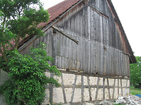 Wohnhaus mit Scheune in 78661 Dietingen-Böhringen (07.06.2012 - Rainer Heinz) Wohnhaus mit Scheune in 78661 Dietingen-Böhringen (07.06.2012 - Rainer Heinz)