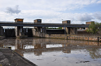 Unterhaupt Vorhafen / Neckarkanal Schleuse Lauffen in 74348 Lauffen, Lauffen am Neckar (01.06.2016) Unterhaupt Vorhafen / Neckarkanal Schleuse Lauffen in 74348 Lauffen, Lauffen am Neckar (01.06.2016)