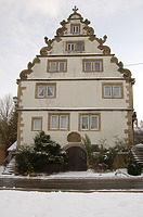 Sog. Chanofsky-Schloss, heute Rathaus in 74243 Langenbrettach, Langenbeutingen (02.02.2010) Sog. Chanofsky-Schloss, heute Rathaus in 74243 Langenbrettach, Langenbeutingen (02.02.2010)