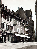 „Zum grünen Klee“ in 79098 Freiburg, Altstadt (08.08.2016) „Zum grünen Klee“ in 79098 Freiburg, Altstadt (08.08.2016)