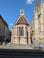 Choransicht, Blickrichtungen Westen / St. Valentinskapelle (A 204/2) in 89073 Ulm (17.05.2025 - Christin Aghegian-Rampf ) Choransicht, Blickrichtungen Westen / St. Valentinskapelle (A 204/2) in 89073 Ulm (17.05.2025 - Christin Aghegian-Rampf )