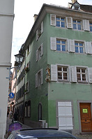 Nordosteck zur Buttergasse / "Haus zur roten Schär" in 79098 Freiburg, Altstadt (Bildarchiv Freiburg, Landesamt für Denkmalpflege) Nordosteck zur Buttergasse / "Haus zur roten Schär" in 79098 Freiburg, Altstadt (Bildarchiv Freiburg, Landesamt für Denkmalpflege)