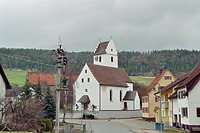 Südwestansicht / St. Priska in 78194 Immendingen-Ippingen (Bildarchiv, Landesamt für Denkmalpflege, Dienstsitz Freiburg) Südwestansicht / St. Priska in 78194 Immendingen-Ippingen (Bildarchiv, Landesamt für Denkmalpflege, Dienstsitz Freiburg)