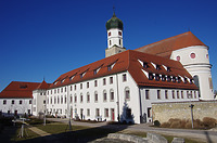 Ehem. Franziskanerkloster - Südostansicht / Ehem. Franziskanerkloster in 89584 Ehingen (Donau) (15.02.2019 - Christin Aghegian-Rampf)