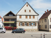 Wohnhaus, Heilbronner Str. 39, Leingarten, Südansicht / Wohnhaus in 74211 Leingarten,  keine genauere Zuordnung (22.07.2016)