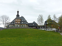 Südansicht Birklehof 1-3 / Internatsschule Birklehof in 79874 Breitnau (Landesamt für Denkmalpflege, Dienstsitz Freiburg, Ref. 82, 83.3) Südansicht Birklehof 1-3 / Internatsschule Birklehof in 79874 Breitnau (Landesamt für Denkmalpflege, Dienstsitz Freiburg, Ref. 82, 83.3)