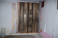 1.OG. Stube Nordwand. Wandvertäfelung, Fugenleisten abgängig. / Wohnhaus von Gerbern und Tagelöhner in 88440 Biberach an der Riß (18.12.2018 - Andrea Kuch) 1.OG. Stube Nordwand. Wandvertäfelung, Fugenleisten abgängig. / Wohnhaus von Gerbern und Tagelöhner in 88440 Biberach an der Riß (18.12.2018 - Andrea Kuch)