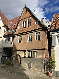 Südwestansicht / Haus der Esslinger Katharinenpflege (abgegangen) in 71229 Leonberg (2025/26 - Christine Leopold)