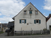 Straßenansicht / Wohnstall-Speicherbau in 79111 Freiburg-St. Georgen (Burghard Lohrum) Straßenansicht / Wohnstall-Speicherbau in 79111 Freiburg-St. Georgen (Burghard Lohrum)