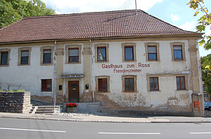 Fassade West / Gasthaus zum Ross in 74238 Krautheim (August/September 2019 - BfhB - Gerd Schäfer)