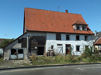 Straßenansicht / Wohn- und Ökonomiegebäude (abgegangen) in 78609 Tuningen (2017 - Martin Vosseler) Straßenansicht / Wohn- und Ökonomiegebäude (abgegangen) in 78609 Tuningen (2017 - Martin Vosseler)
