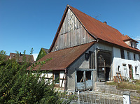 Giebelansicht / Wohn- und Ökonomiegebäude (abgegangen) in 78609 Tuningen (2017 - Martin Vosseler) Giebelansicht / Wohn- und Ökonomiegebäude (abgegangen) in 78609 Tuningen (2017 - Martin Vosseler)