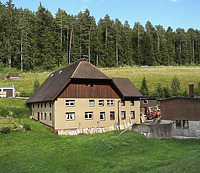 Nordwestansicht / Hofgebäude in 78089 Unterkirnach (2016 - Stefan King) Nordwestansicht / Hofgebäude in 78089 Unterkirnach (2016 - Stefan King)