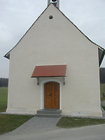 Langhaus Westseite Portal / Kapelle St. Georg in 88630 Pfullendorf-Brunnhausen (2005 - Dusan Colic) Langhaus Westseite Portal / Kapelle St. Georg in 88630 Pfullendorf-Brunnhausen (2005 - Dusan Colic)