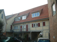 Blick von der Hofseite / Torgebäude mit Wohnhaus in 73728 Esslingen am Neckar
