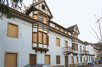 Ansicht von Nordosten, Hauptfassade / Ehem. Lederfabrik in 79219 Staufen, Staufen im Breisgau (2019 - K. Herrmann, S. King)