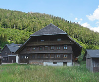 Ansicht der Giebelseite von Nordwesten / Schwarzwaldhaus, ehem. Einzelhof in 79837 St. Blasien, Menzenschwand (01.2021 - Stefan King)