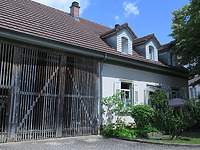 Ansicht von Südwesten, Hofseite / Wohnhaus, sog. Kutscherhaus in 79379 Müllheim (07.2021 - Katharina Herrmann)