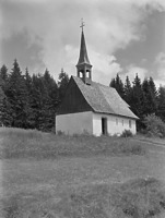 Südwestansicht / Martinskapelle in 78120 Furtwangen, Furtwangen im Schwarzwald (1964 - Bildarchiv Foto Marburg / Foto: Schmidt-Glassner, Helga.)