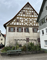 Ansicht Ost / Ehem. Gasthaus "Adler" in 72160 Grünmettstetten (2024 - Armin Seidel) Ansicht Ost / Ehem. Gasthaus "Adler" in 72160 Grünmettstetten (2024 - Armin Seidel)