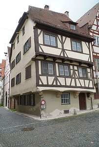 Blick von Südosten / Ehem. Handwerkerhaus in 89073 Ulm (07.2024 - Christoph Kleiber)