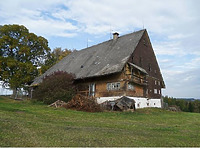 Ansicht von Südosten / Tonishof in 78126 Königsfeld-Buchenberg (11.2024 - Dipl. Ing. Stefan King, Freiburg.) Ansicht von Südosten / Tonishof in 78126 Königsfeld-Buchenberg (11.2024 - Dipl. Ing. Stefan King, Freiburg.)