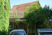 Ansicht der Scheune von Norden. Links das zugehörige Wohnhaus Türkengasse 12 / Scheune in 74354 Besigheim (August 2026 - Michael Hermann) Ansicht der Scheune von Norden. Links das zugehörige Wohnhaus Türkengasse 12 / Scheune in 74354 Besigheim (August 2026 - Michael Hermann)