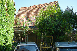 Ansicht der Scheune von Norden. Links das zugehörige Wohnhaus Türkengasse 12 / Scheune in 74354 Besigheim (August 2026 - Michael Hermann)