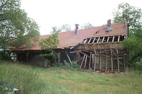 Glashütte Buhlbach: Ehemalige Ziegelei, später Stall. Ansicht von Norden. / Ziegelei  in 72270 Baiersbronn - Buhlbach (25.08.2004 - Michael Hermann)