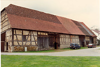 Ansicht von Nordosten (April 1996) / Kloster- bzw. Zehntscheune in 73770 Denkendorf Ansicht von Nordosten (April 1996) / Kloster- bzw. Zehntscheune in 73770 Denkendorf