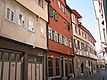 Straßenseitige Ansicht des Gebäudes Webergasse 14 (roter Gebäudeteil rechts) und 16 (links) / Wohngebäude in 73728 Esslingen am Neckar Straßenseitige Ansicht des Gebäudes Webergasse 14 (roter Gebäudeteil rechts) und 16 (links) / Wohngebäude in 73728 Esslingen am Neckar