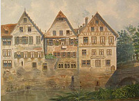 Das Aquarell Johann Friedrich Reiks von 1878 zeigt, dass es sich um einen steinernen Wohnbau aus der Zeit um 1200 handelt. Im Erdgeschoss: drei Biforien mit romanischen Rundbögen (Hällisch-Fränkisches Museum, Inv.-Nr. 1987/0033-348) / Fachwerkhaus, Sog. Sulmeisterhaus in 74523 Schwäbisch Hall Das Aquarell Johann Friedrich Reiks von 1878 zeigt, dass es sich um einen steinernen Wohnbau aus der Zeit um 1200 handelt. Im Erdgeschoss: drei Biforien mit romanischen Rundbögen (Hällisch-Fränkisches Museum, Inv.-Nr. 1987/0033-348) / Fachwerkhaus, Sog. Sulmeisterhaus in 74523 Schwäbisch Hall