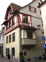 Theatergasse 8/Ecke Brückengasse 
 / Ehem. Margarthenkaplanei in 78462 Konstanz (2008 - Schoenenberg)