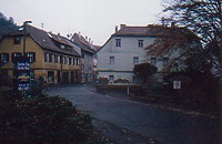 Gesamtansicht von Süden / Wohn- und Geschäftshaus in 74189 Weinsberg Gesamtansicht von Süden / Wohn- und Geschäftshaus in 74189 Weinsberg