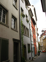 Ansicht von Westen auf die südwestliche Traufseite / Wohnhaus in 78462 Konstanz (2008 - Schoenenberg)