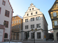 Ansicht des Gebäudes von Nordosten (2009) / Wohn- und Geschäftshaus in 97980 Bad Mergentheim