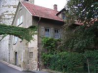 Ansicht von Süden, Wohnhaus / Wohnhaus mit Scheune (ehem. Torwächterhaus am Oberen Tor) in 74354 Besigheim (2007 - Denkmalpflegerischer Werteplan, Gesamtanlage Besigheim, Regierungspräsidium Stuttgart)