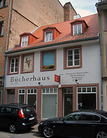 Antiqariat Buchhandlung Braun, Ansicht von Westen,
Quelle: B. Smolarek. / Antiquariat Buchhandlung Braun in 76131 Karlsruhe, Innenstadt-West
