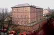 ehem. Amtsgefängnis, Ansicht von Osten, 1990,
Urheber: Neuenburg am Rhein, Bildmessung GmbH / ehem. Amtsgefängnis in 76227 Karlsruhe-Durlach (03.07.2009)
